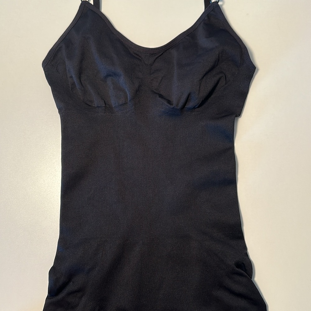 NWOT SHECURVE Smoothing Seamless Full Body Shaper Size S Black
